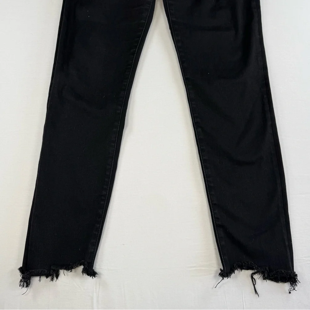 Abercrombie & Fitch Black Frayed-Hem ultra high‎ Jeans